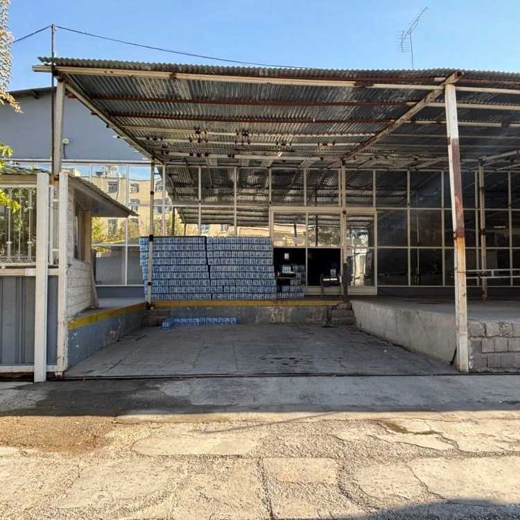 کارخانه آب معدنی