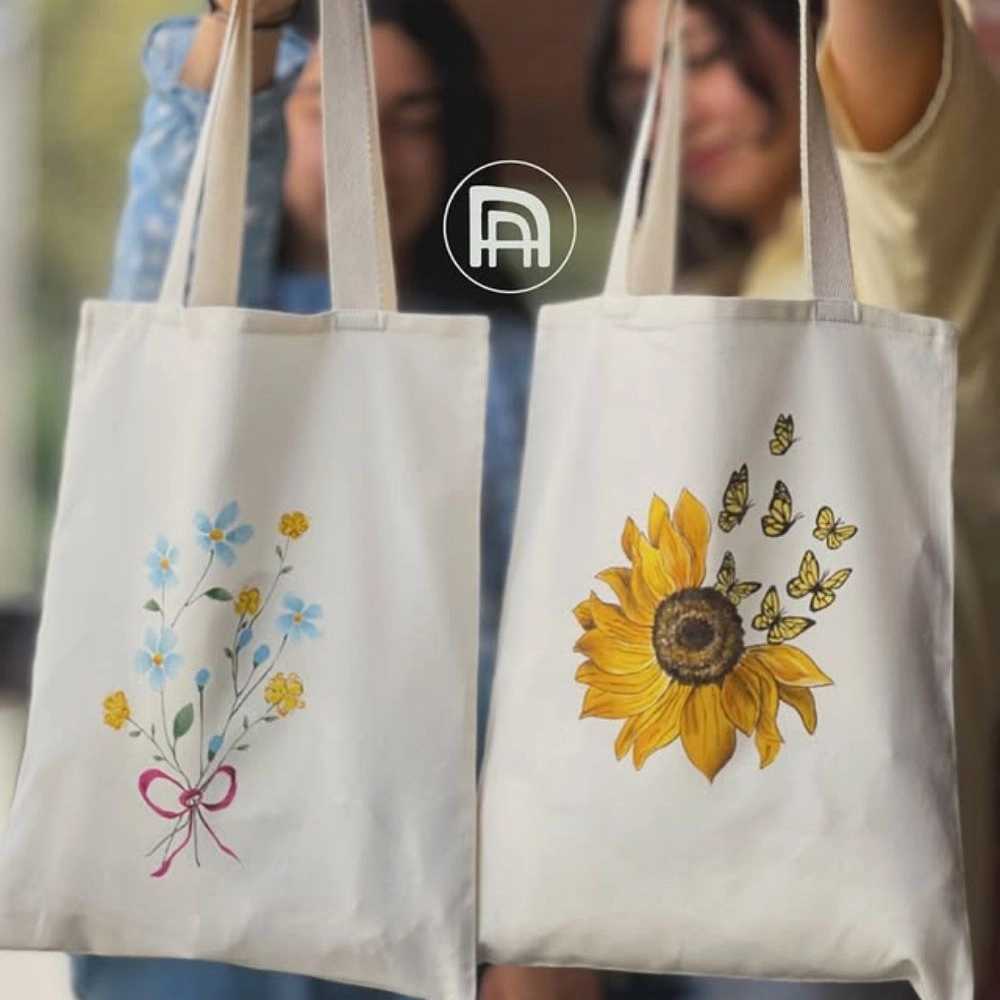 طراح و مدرس نقاشی روی پارچه در لاهیجان