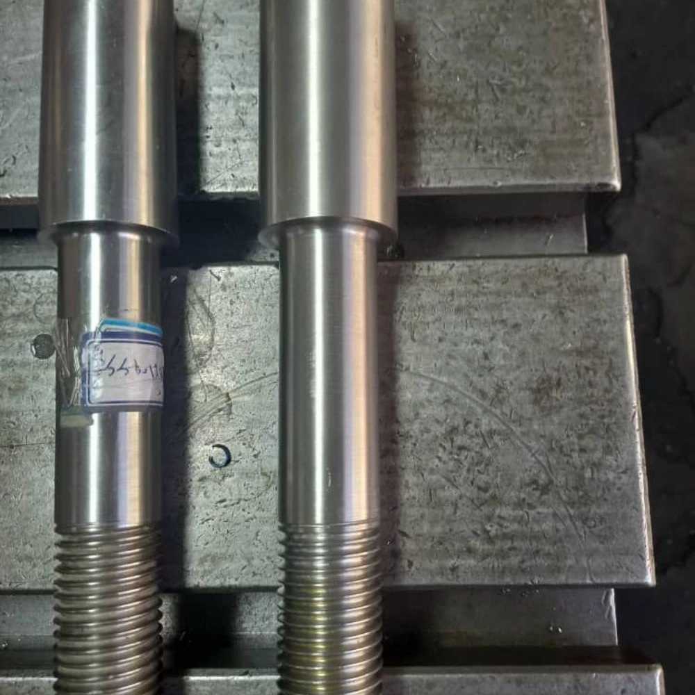 تولیدکننده پیچ و مهره های فولادی و استنلس استیل