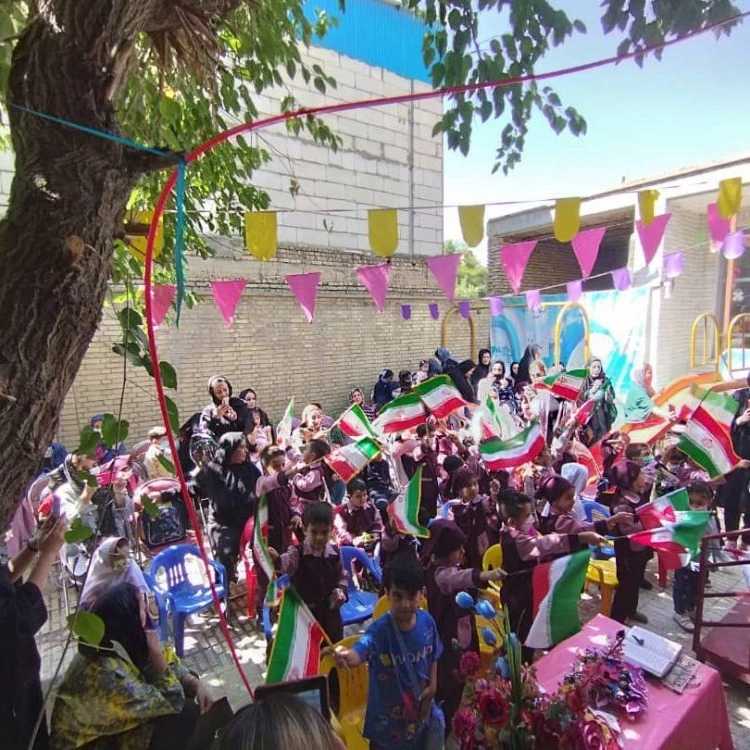 پیش دبستانی دخترانه و پسرانه هوش برتر در شهرکرد