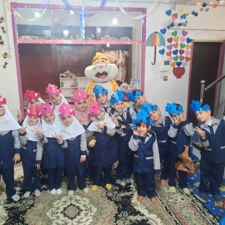 پیش دبستانی دخترانه و پسرانه هوش برتر در شهرکرد