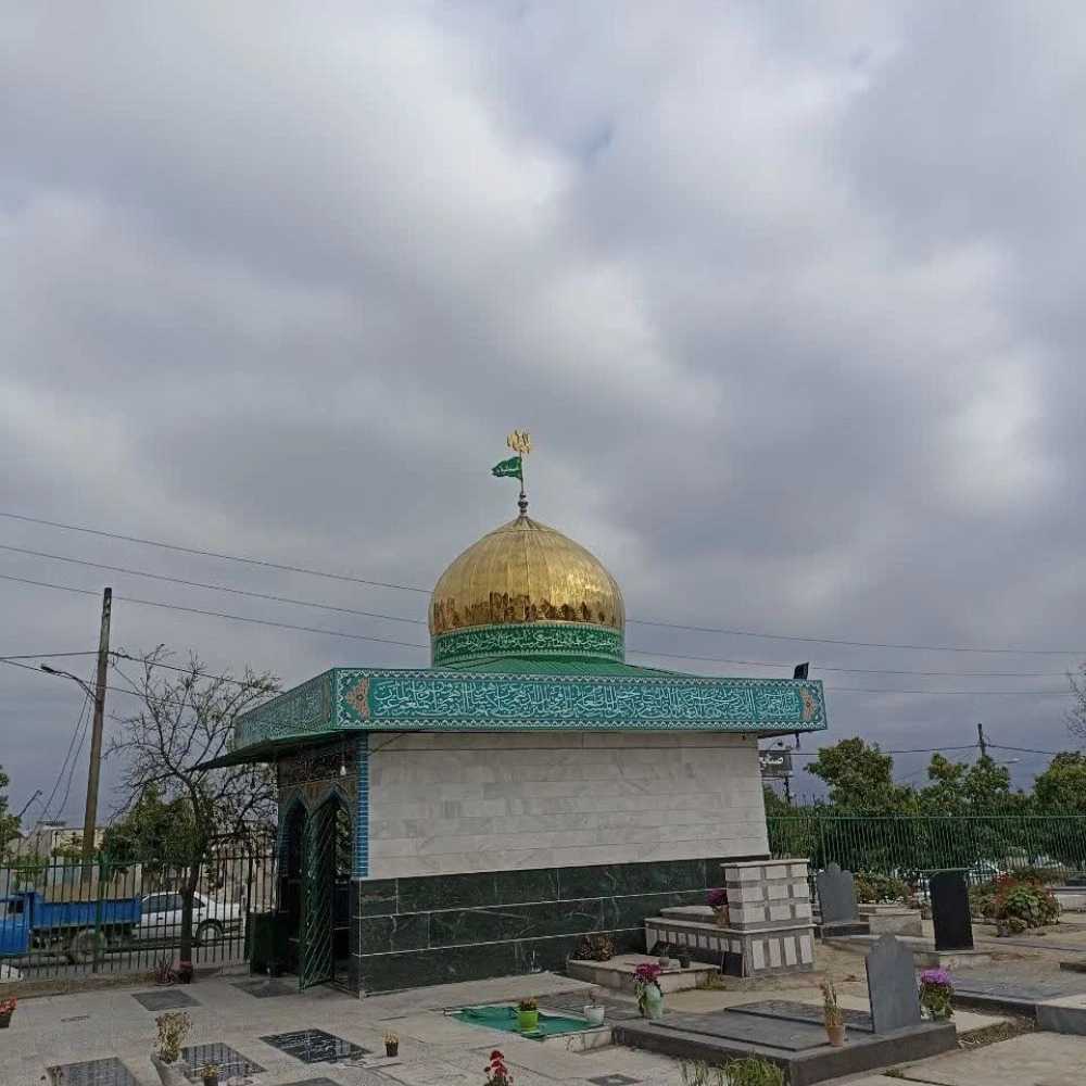گلدسته استیل طلایی و نقره‌ای