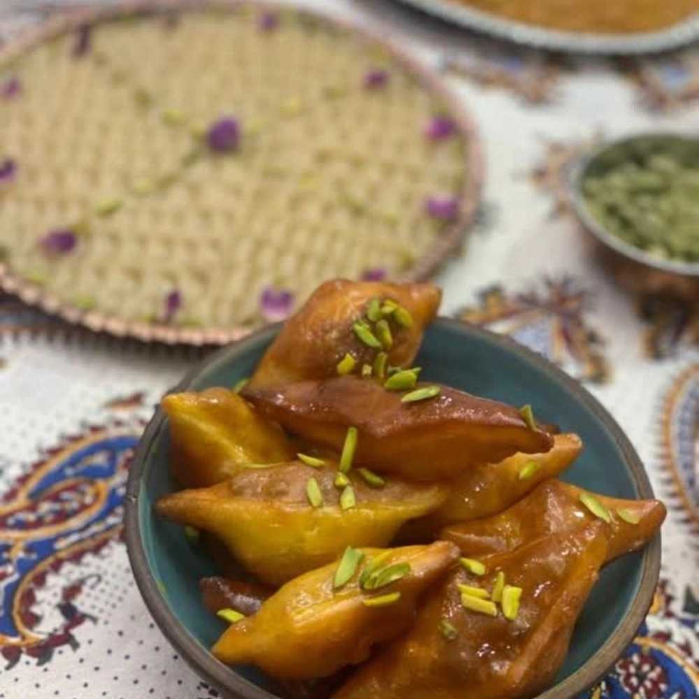 شیرینی پزی پانیذ