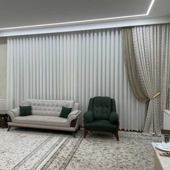 گالری پرده دلاریس یزد