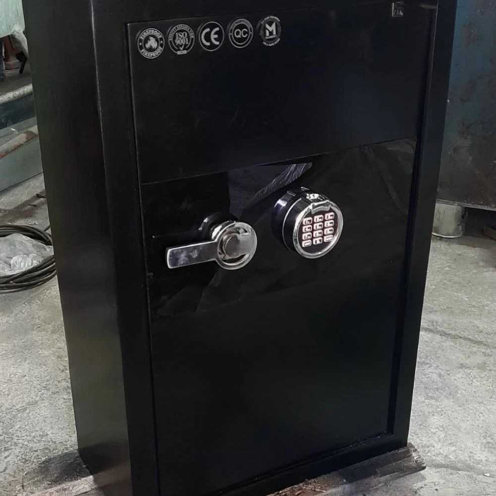 گاوصندوق سفارشی برای طلافروشی