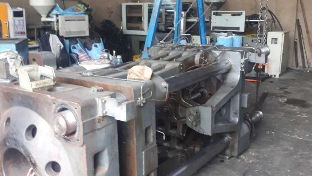 ساخت دستگاه تزریق پلاستیک در تناژهای مختلف