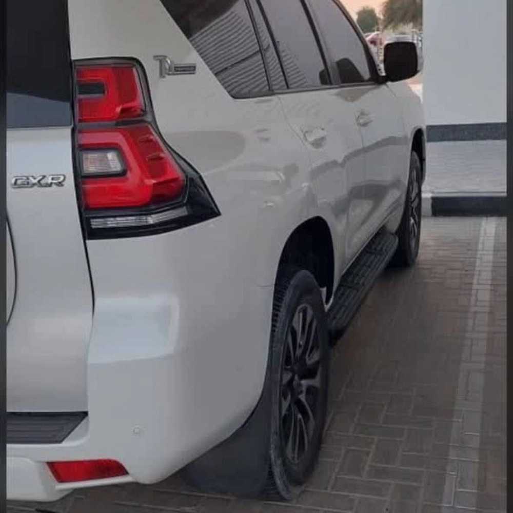 واردات خودرو به بندرعباس
