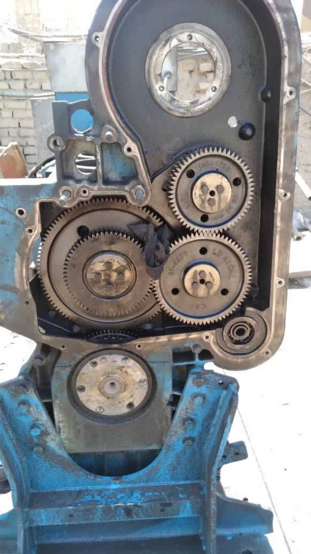 ستون فقرات موتور کاترپیلار C15 و نکات بررسی آن