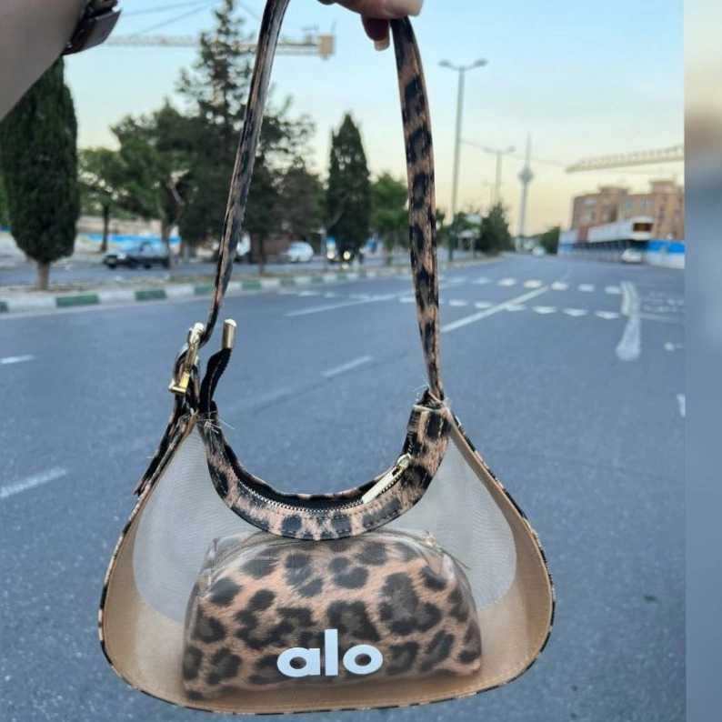 1761455546158.webp