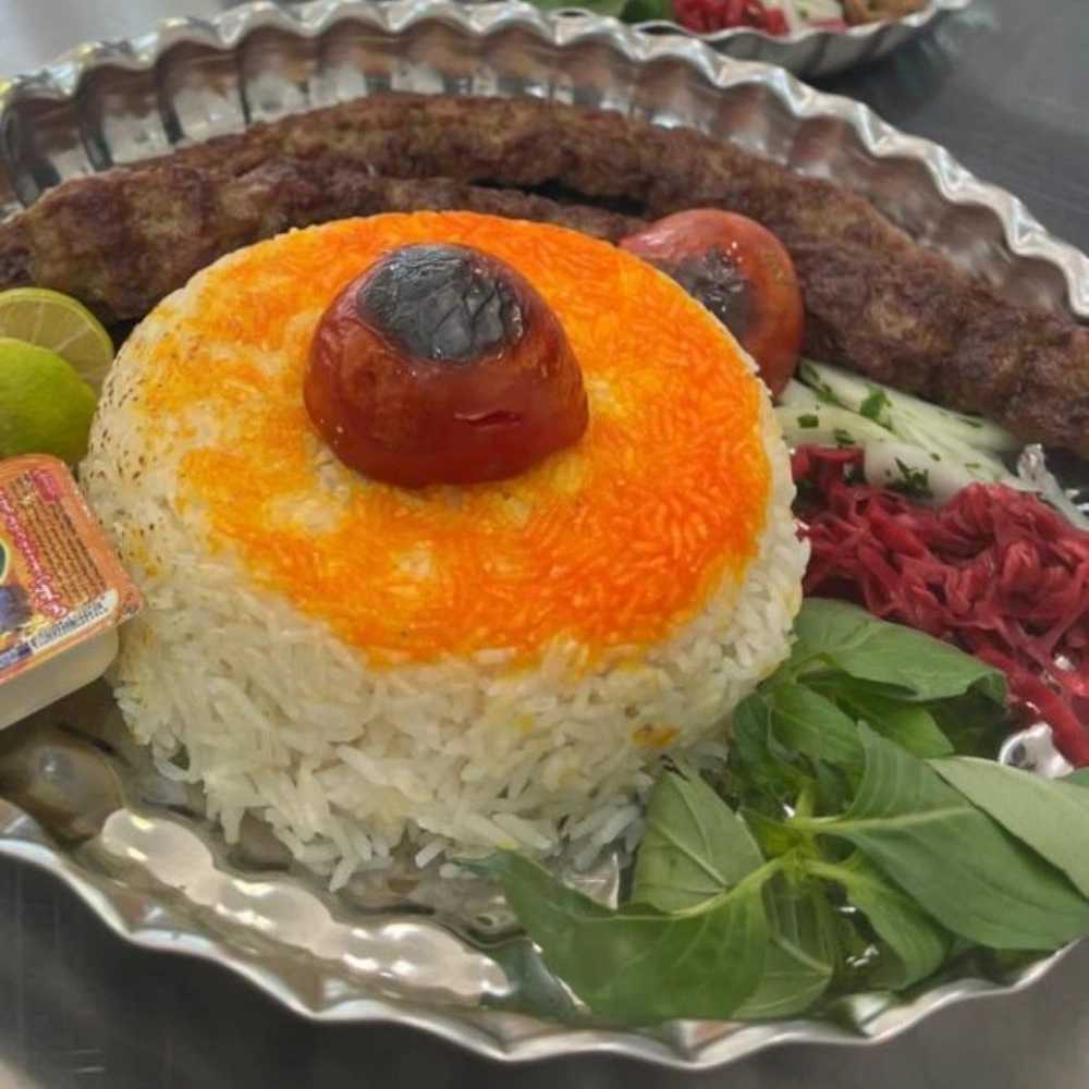 چلو کباب کوبیده
