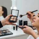 سالن زیبایی سلمانی، خدمات زیبایی مژه ناخن کراتین احیا رنگ میکاپ در اصفهان