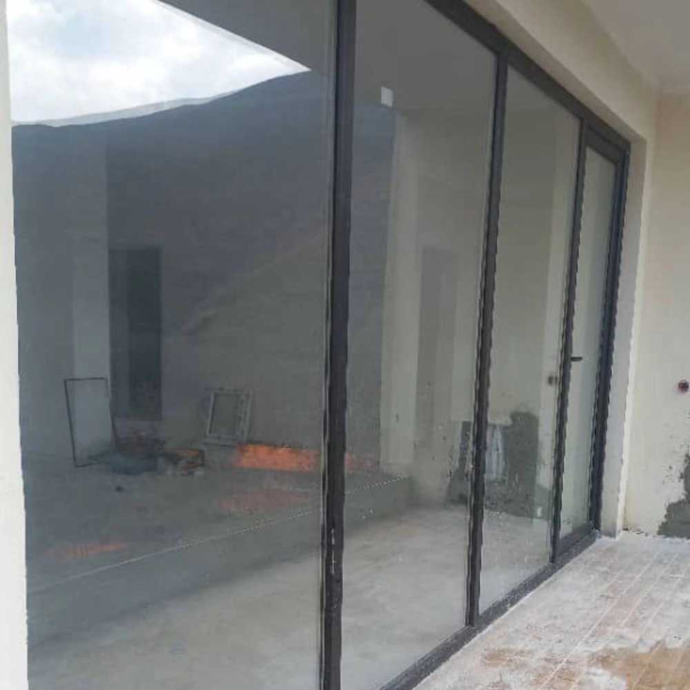 پروفیل کاتیا لمینت مشکی مات