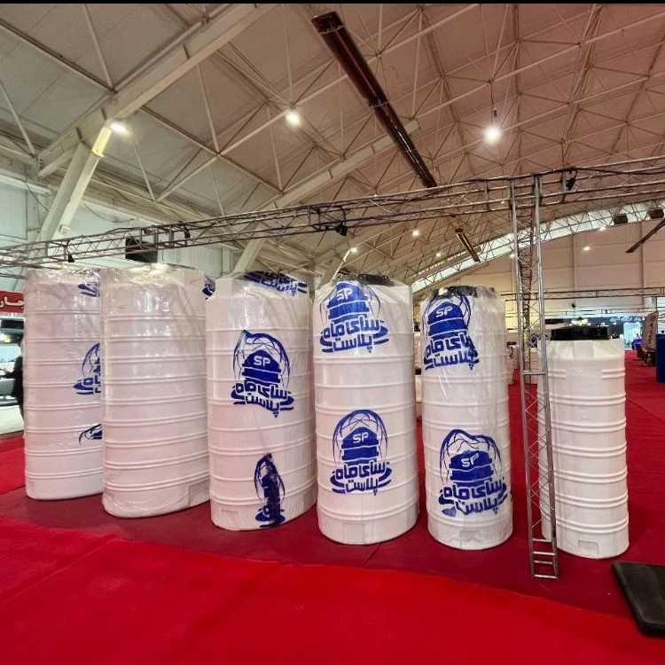 مخزن عمودی بلند