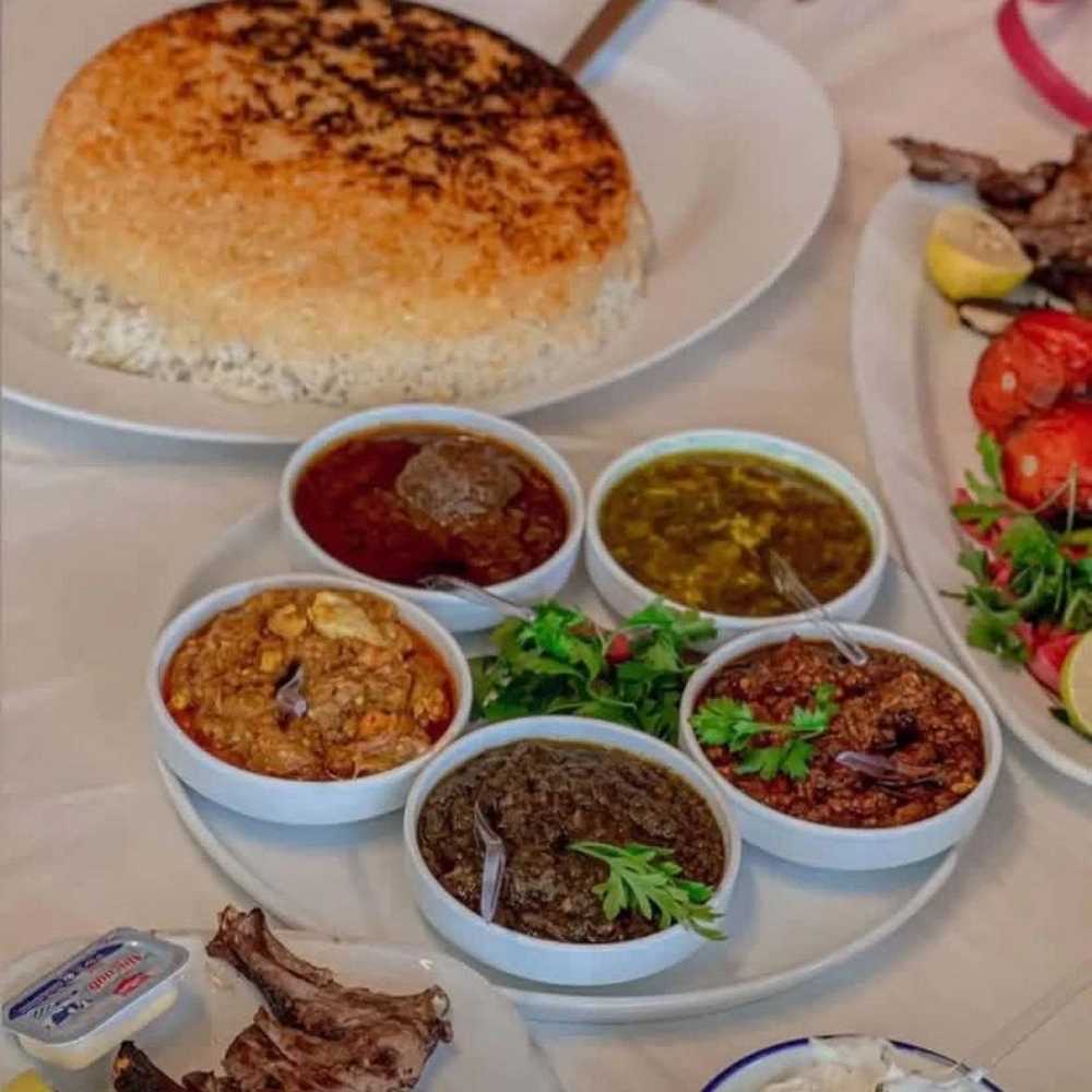 چلو خورشت میکس افشار