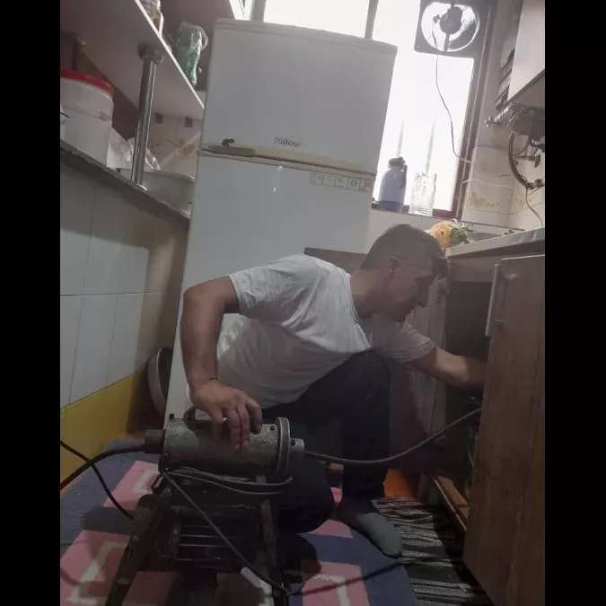 لوله بازکنی گیلان