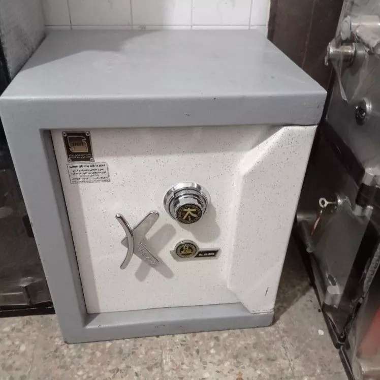 گاوصندوق