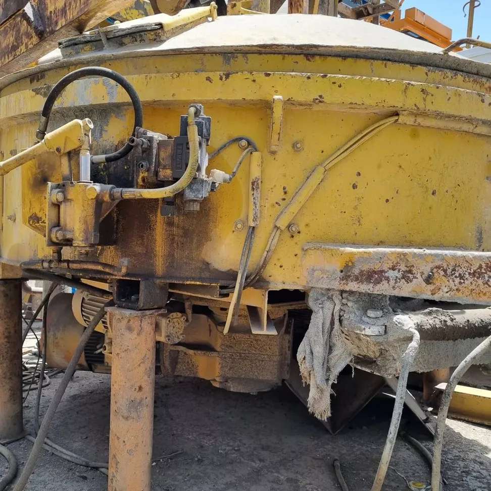 ساخت و فروش انواع دستگاههای بچینگ پلانت اورهال شده ونو در مدل وسایزهای مختلف بانصب وراه اندازی.