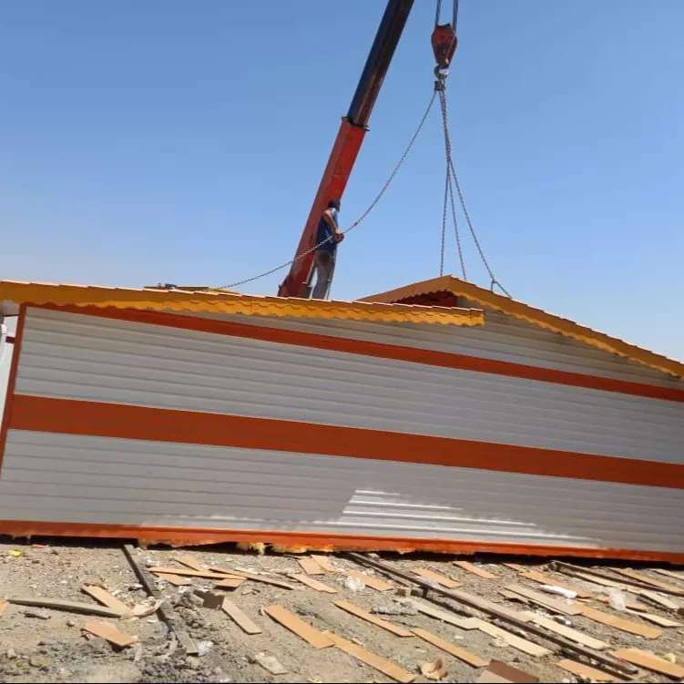 کانکس فوق العاده زیبا برای انواع کسب و کارهای لوکسی و لاکچری داخل مراکز شهری  در ابعاد ۴در۸متر که دارای امکانات کامل میباشد و برای هر نوع فعاليتي حتی کسب و کار هم مناسب میباشد