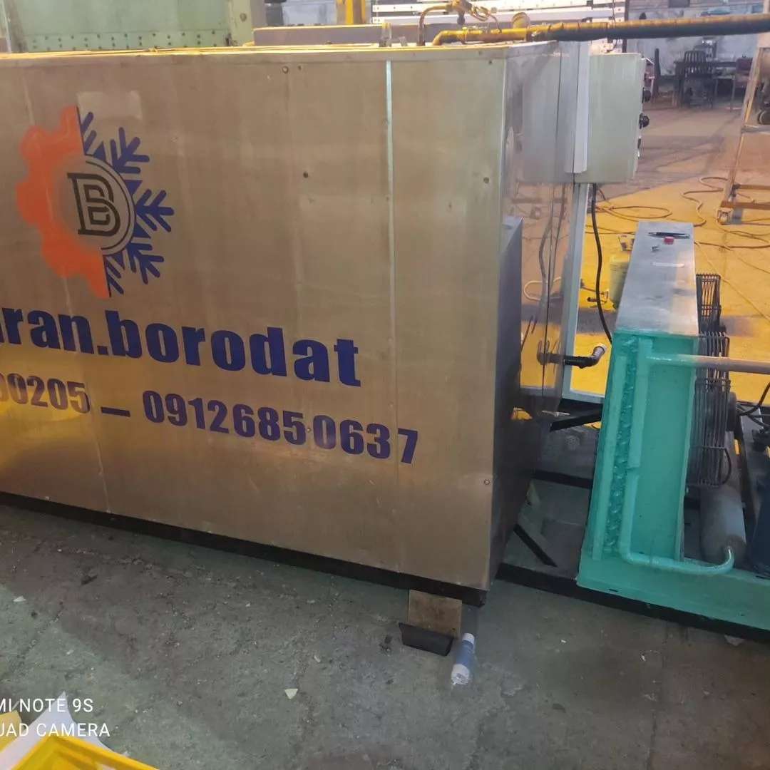 آیس بانک چهار تن با یونیت کمپرسور پنج اسب dwm و کندانسور هوایی ۷٫۵ اسب و کوئل مسی و تابلو برق و خط مایع