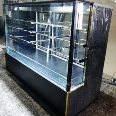 یخچال های مکعبی در ابعاد مختلف مناسب قنادی موتور سکاپ کندانسور کاوردار ترموستات دیجیتال