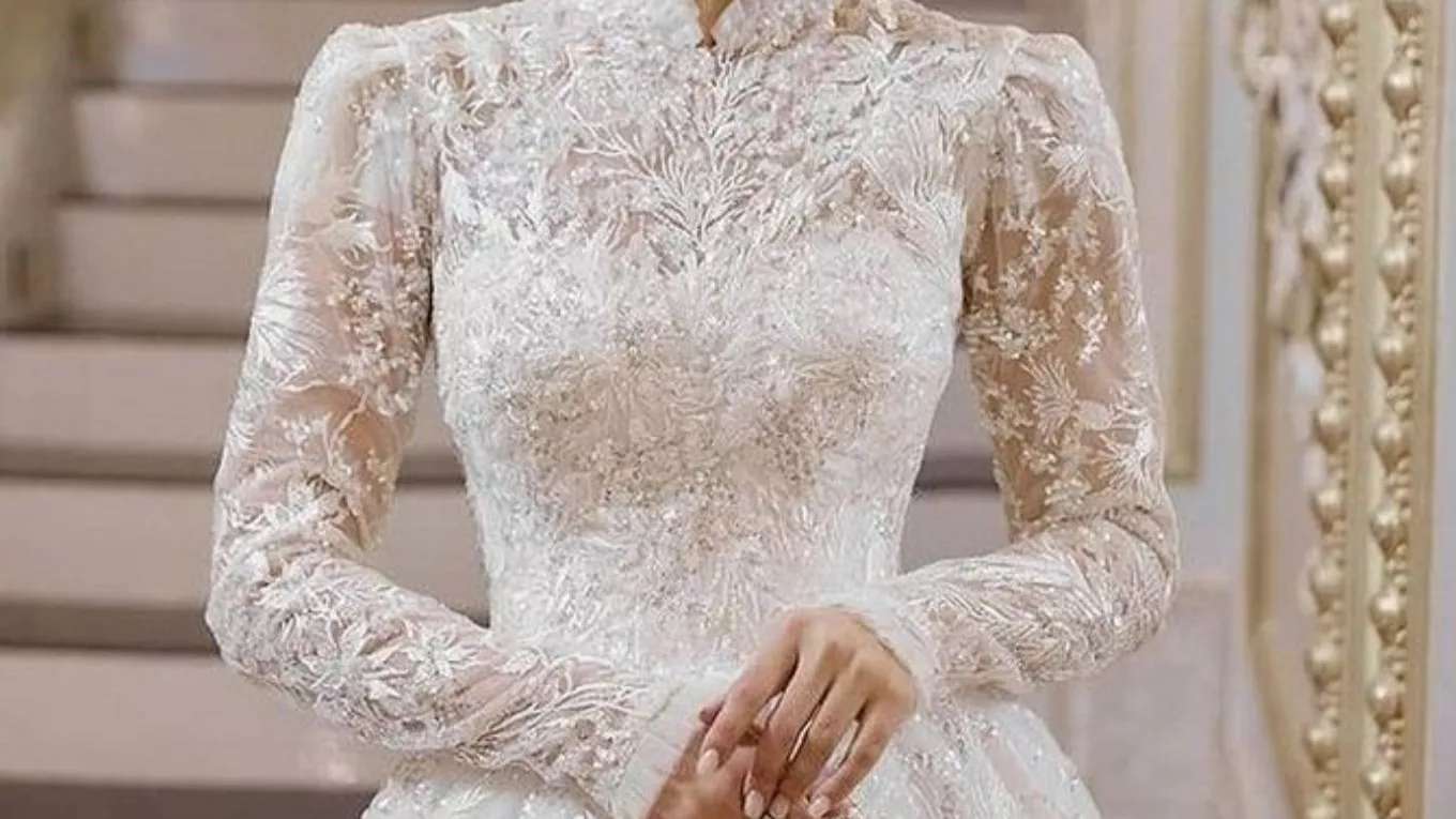 لباس عروس ققنوس