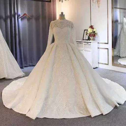 لباس عروس ققنوس