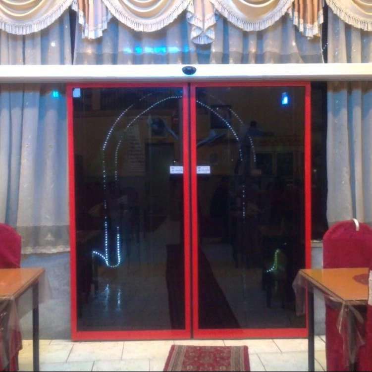 درب اتوماتیک شیشه ای