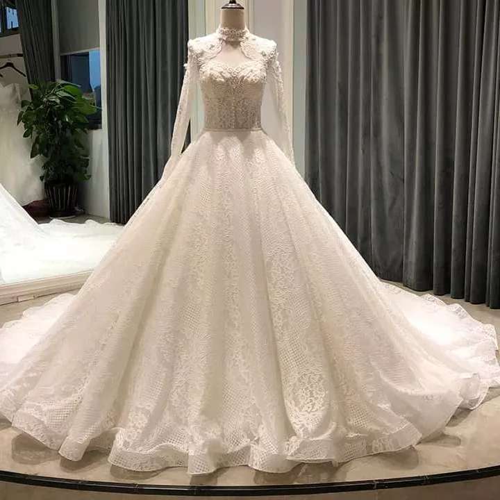 مزون لباس عروس سپید بخت