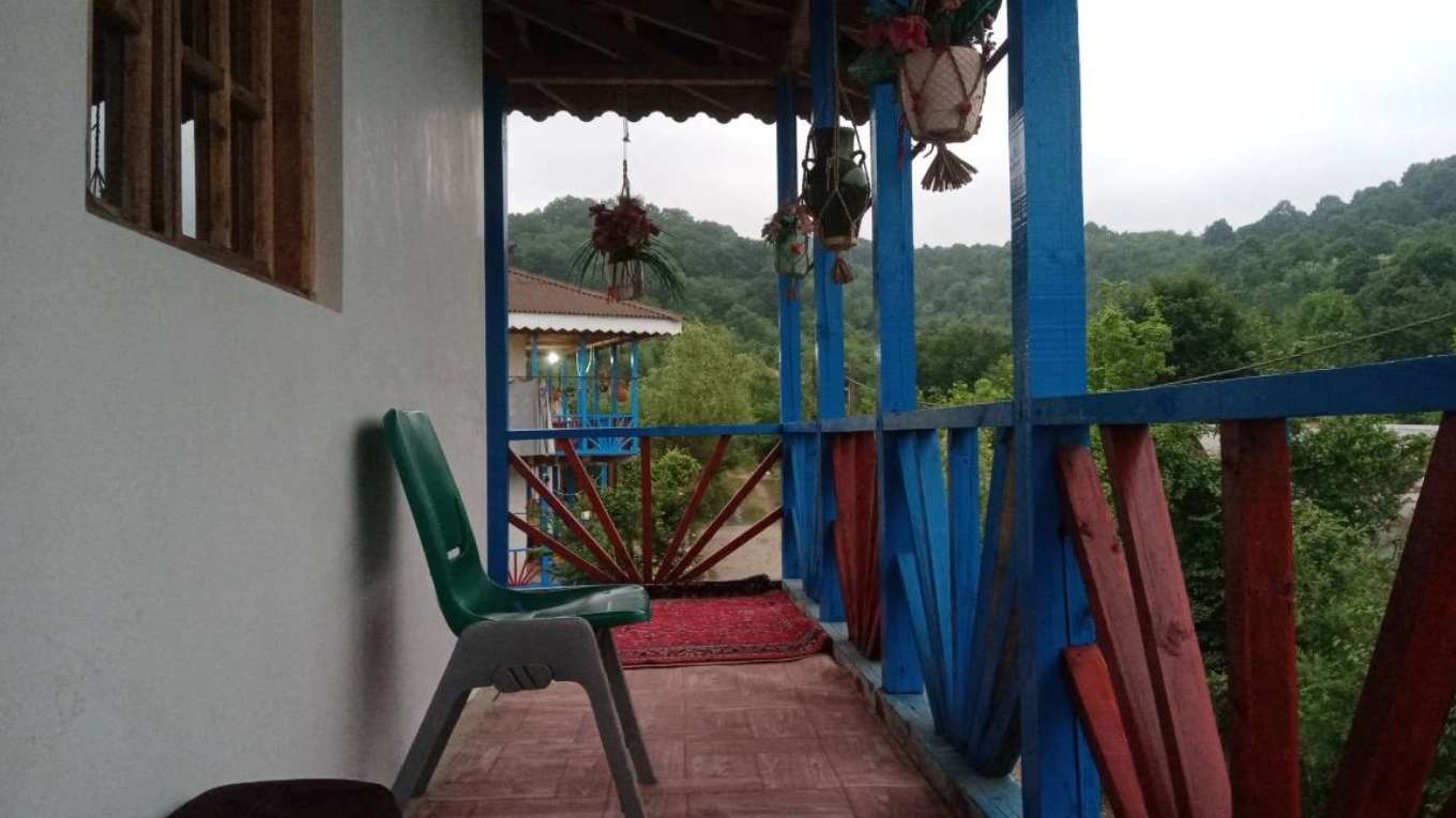 اقامتگاه بومگردی ماندی چینا