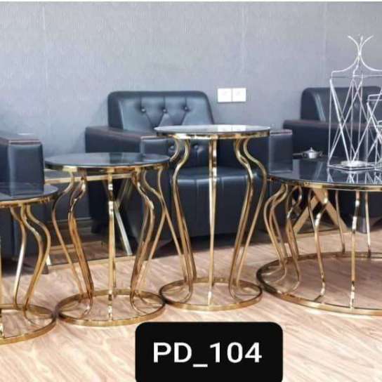 جلومبلی و میز عسلی