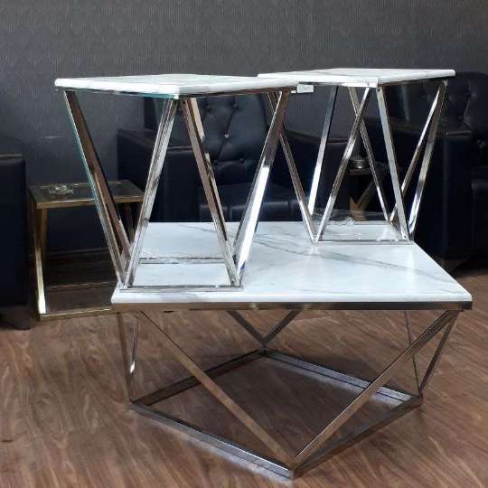 جلومبلی و میز عسلی
