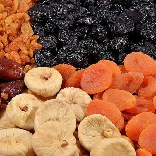 واردات و صادرات انواع میوه خشک دادی در تبریز