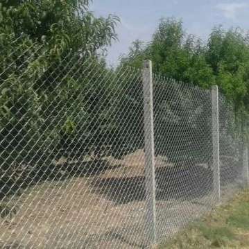 پایه فنس بتنی تیموری در تیران اصفهان