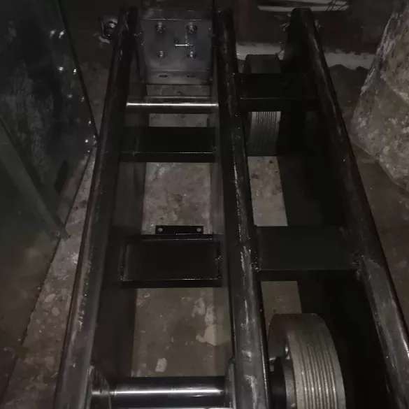 آسانسور و آسانبر آپادانا