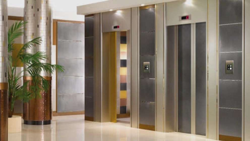 طراحی و اجرای آسانسور آکام