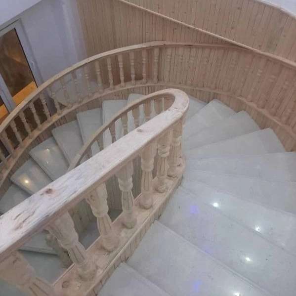 پله گرد مارپیچ بتنی واحدی