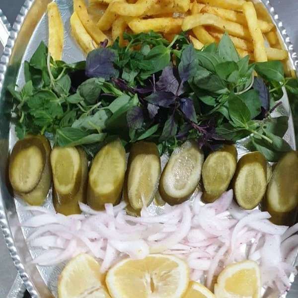 رستوران سنتی لیان در یاسوج