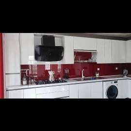 پروژه ی کرمانشاه  شیشه های بین کابینی
