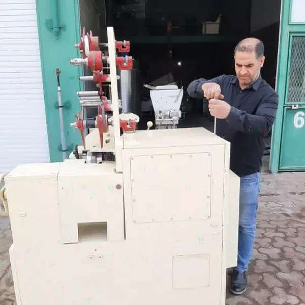 آبنبات و تافی عبدی