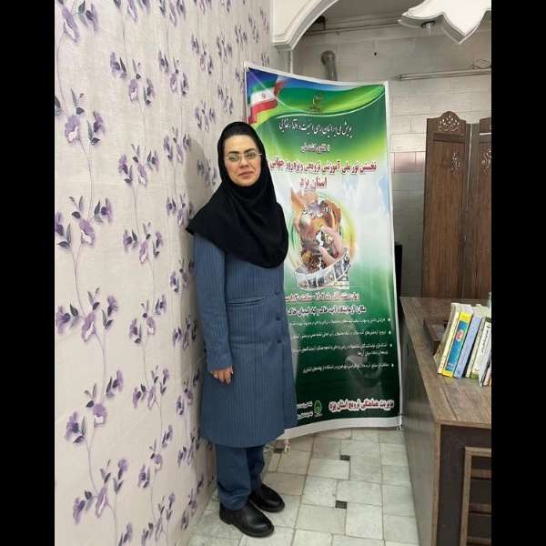 برگزاری بزرگداشت روز جهانی خاک در آزمایشگاه خاک‌شناسی کیمیای خاک کویر یزد همراه با ارایه‌ی أهمیت آزمون خاک