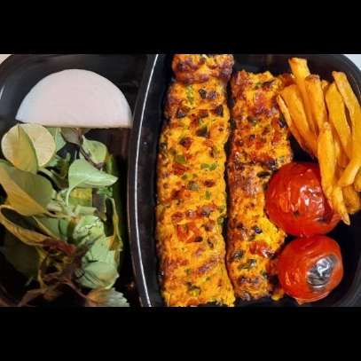 رستوران و آشپزخونه بیرون بر نایب