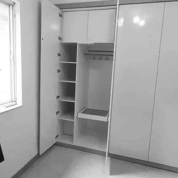کابینت و کمد دیواری و صنایع چوب