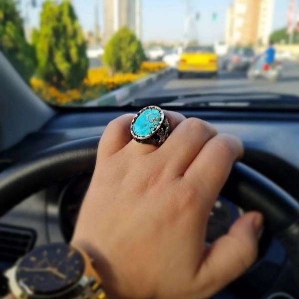 طراحی و ساخت انگشترهای خاص و کلکسیونی