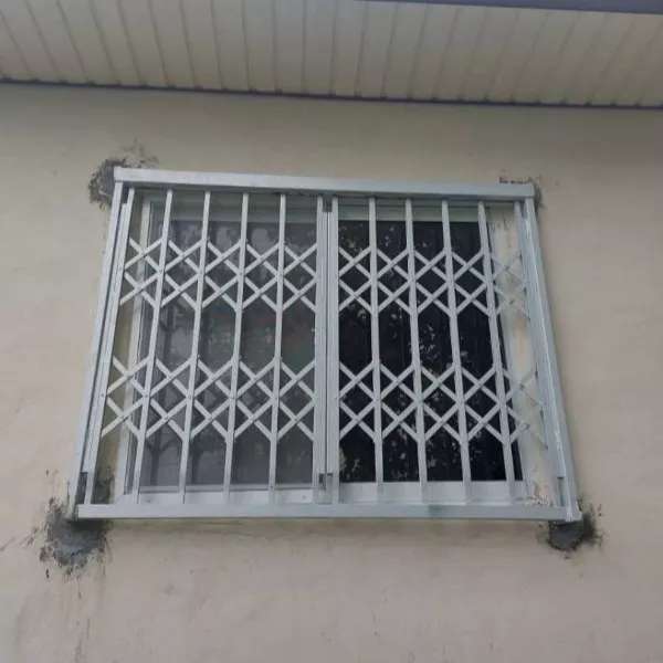 درب آکاردئونی رحیمی