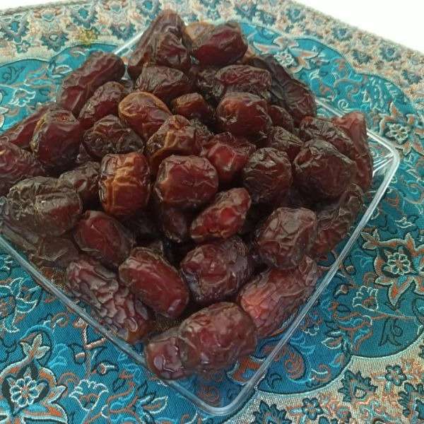 خرما مرداسنگ درجه ۱ جیرفت