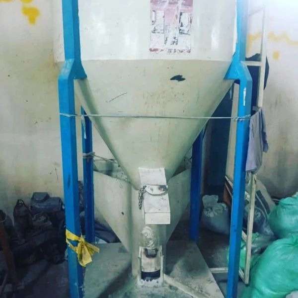 تولیدو توزیع موادگرانولی و انواع نایلون پیشروپلاستیک اسپیناس در شفت