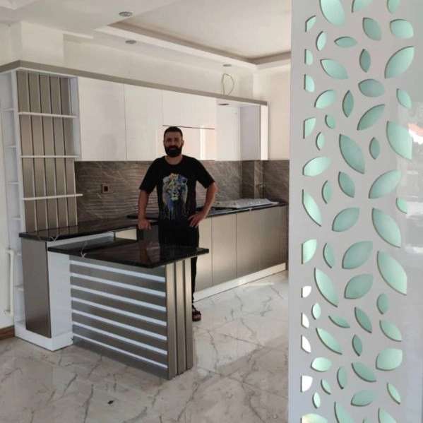 کابینت ممبران و هایگلاس‌