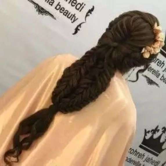سالن زیبایی آیناز