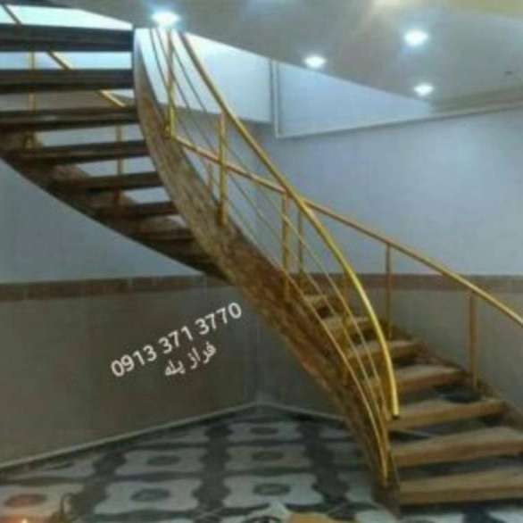 پله پیچ پله گرد فراز پله در نجف آباد اصفهان