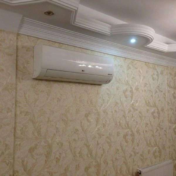 کاغذ دیواری و لمینت